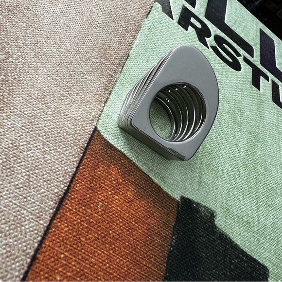 VITA FEDE Futuristic Abstract Silver Ring - Picture 4 of 16